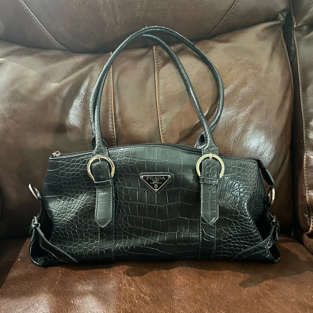 バッグ 00s Prada Nylon Croc Leather Hand Bag Prada Black Crocodile Leather Vintage Bag, 2000s at 1stDibs
